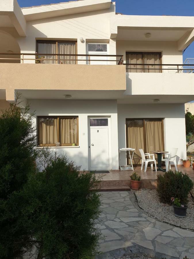 Arilena Holiday Apartments Paphos Exterior photo